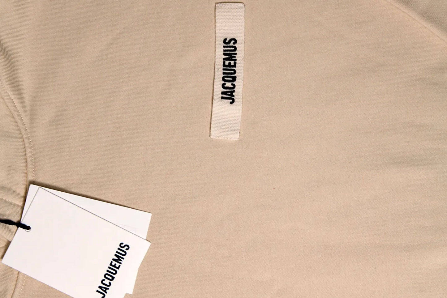 Jacquemus Hoodie mit Logo Patch Creme