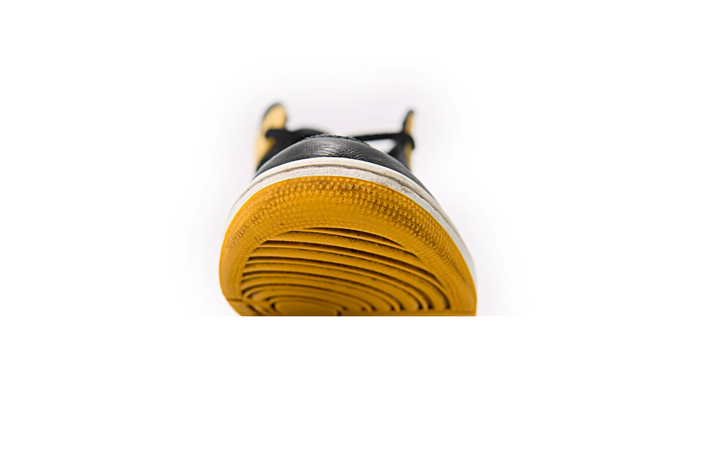 Jordan 1 High Yellow Ochre