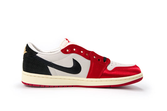 Jordan 1 Retro Low OG Trophy Room Away