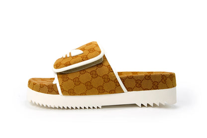 Gucci X Adidas Monogramm Slide Mesa