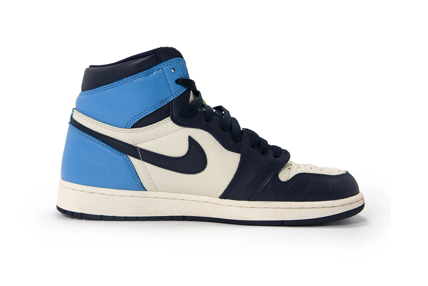 Jordan 1 Retro High Obsidian