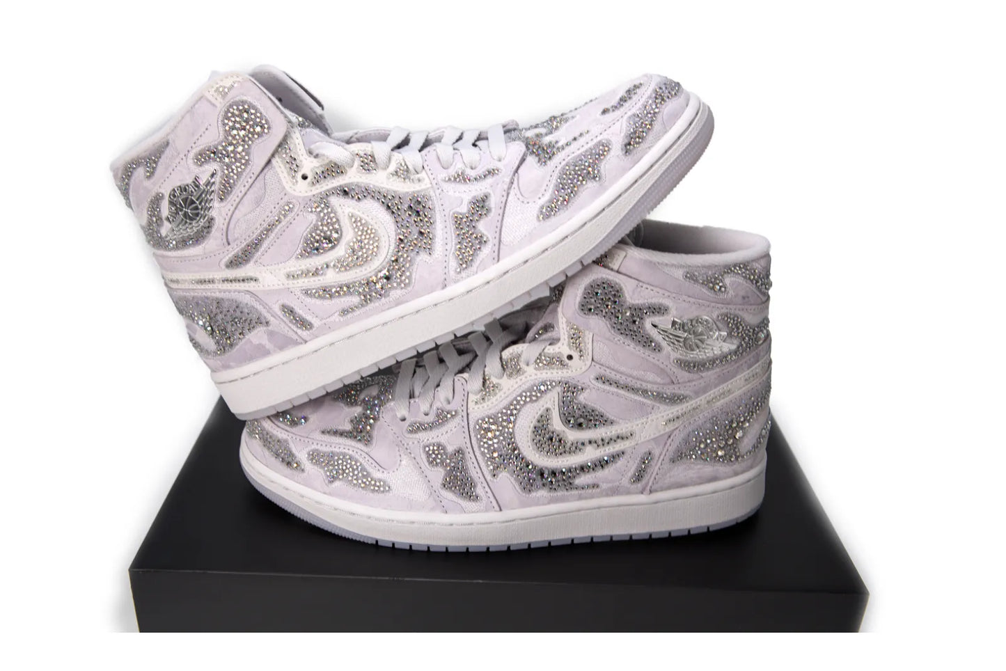 1 Retro High OG Swarovski Vast Grey