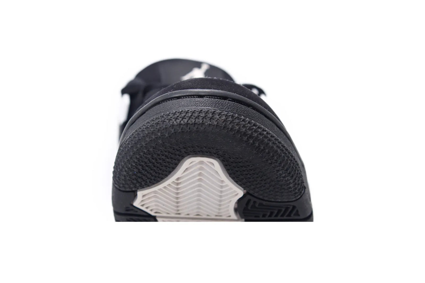 4 Retro White Thunder