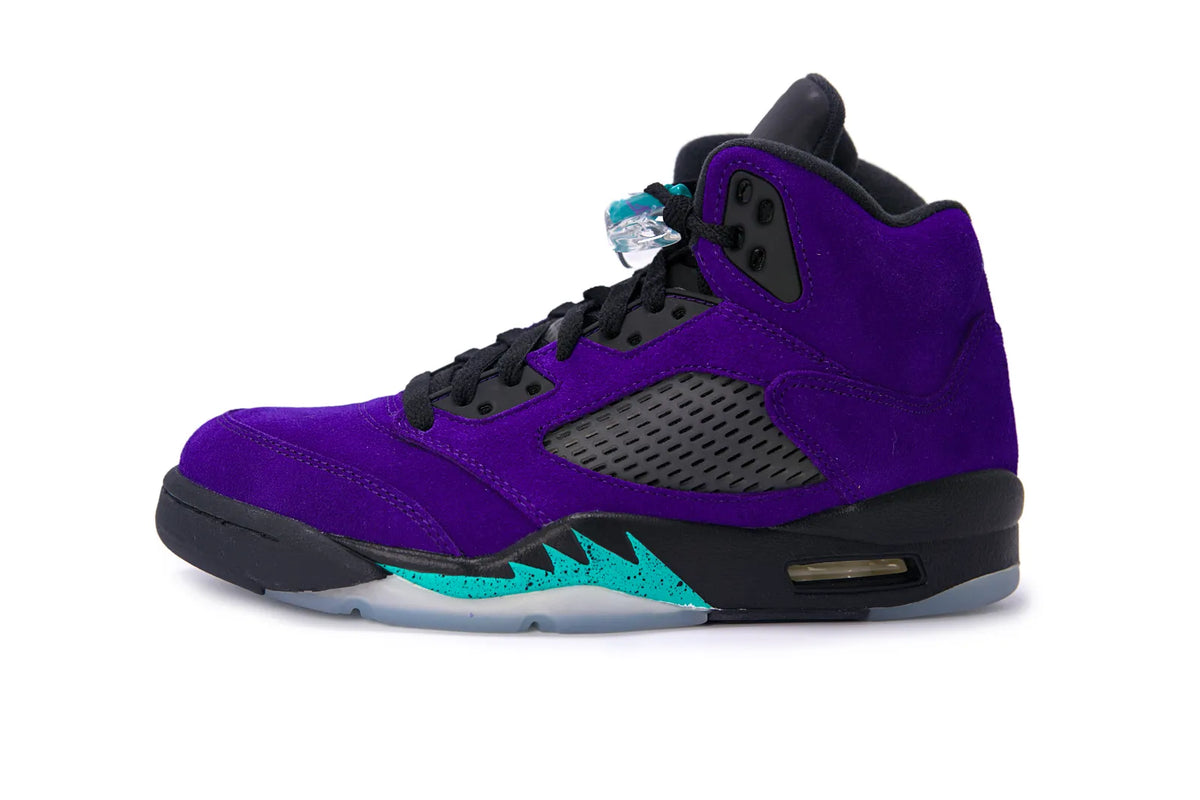 5 Retro Alternative Grape