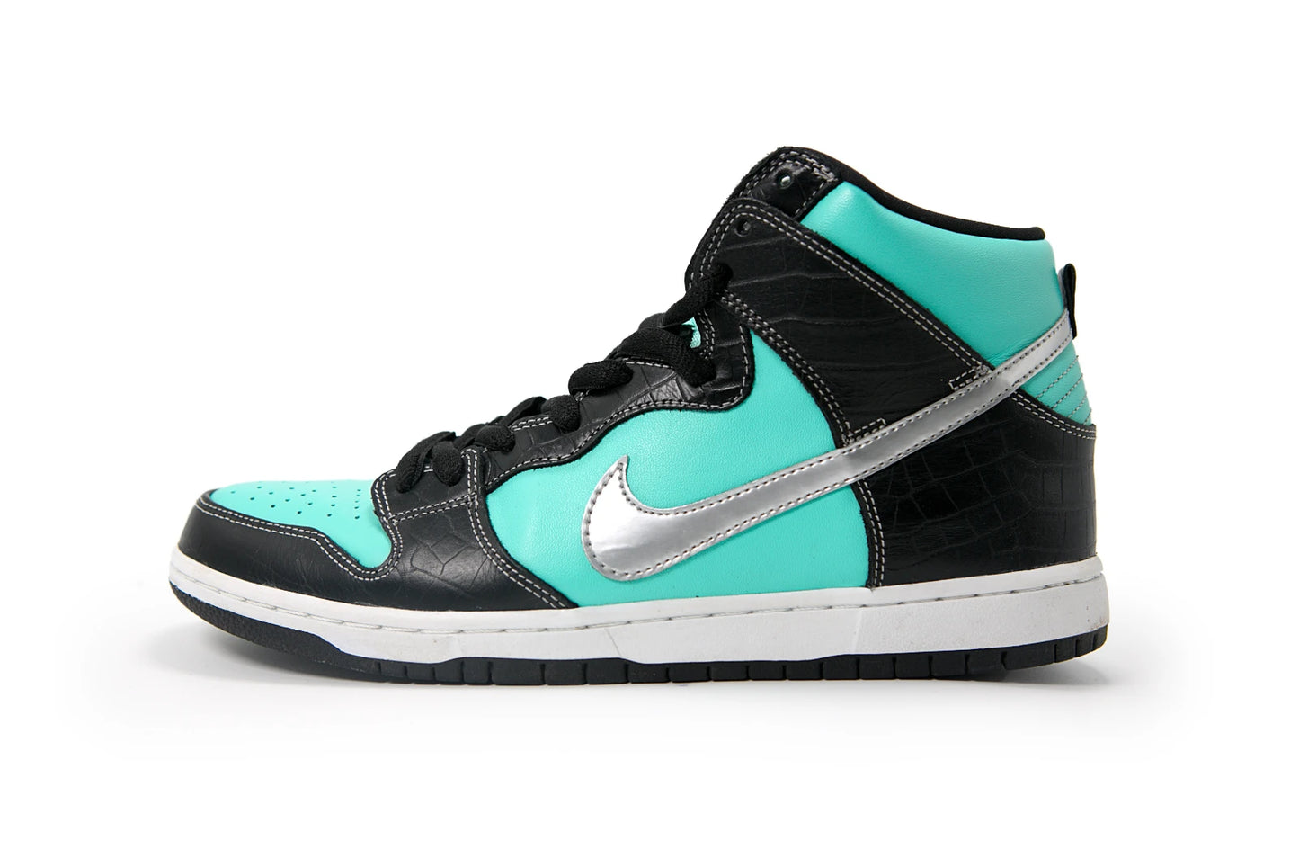 Nike SB Dunk High Diamond Supply Co