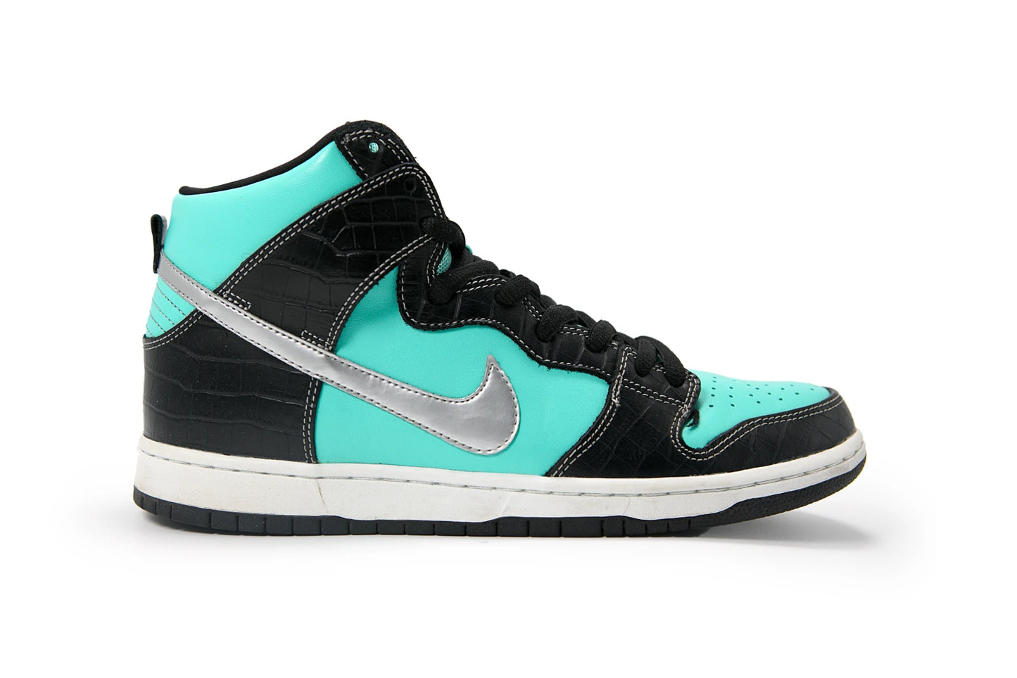 Nike SB Dunk High Diamond Supply Co