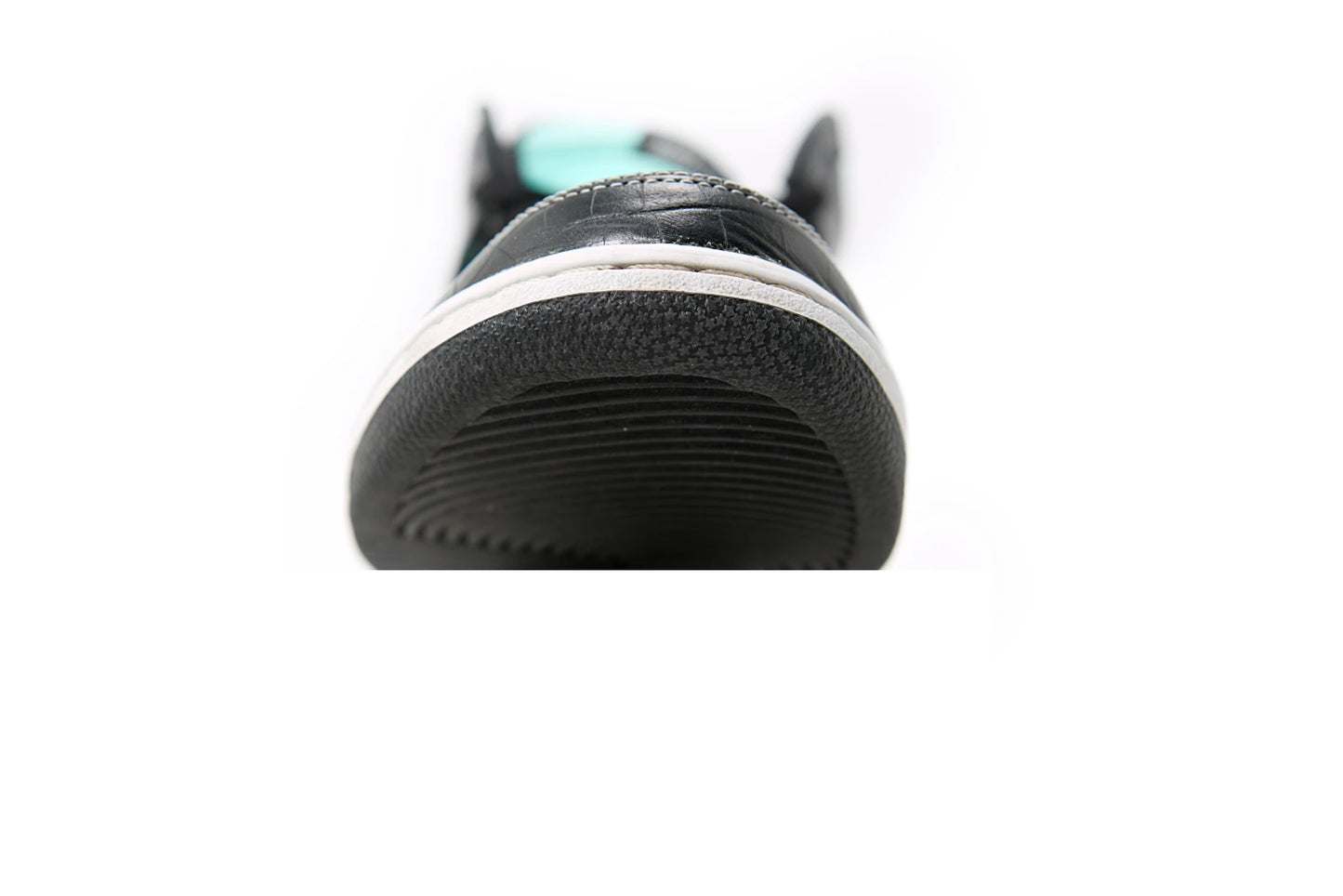 Nike SB Dunk High Diamond Supply Co