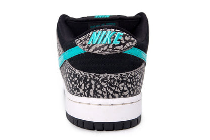SB Dunk Low atmos Elephant