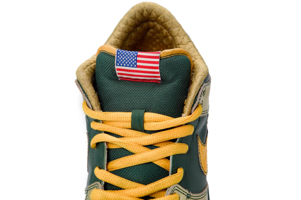 SB Dunk Low Doernbecher 2018