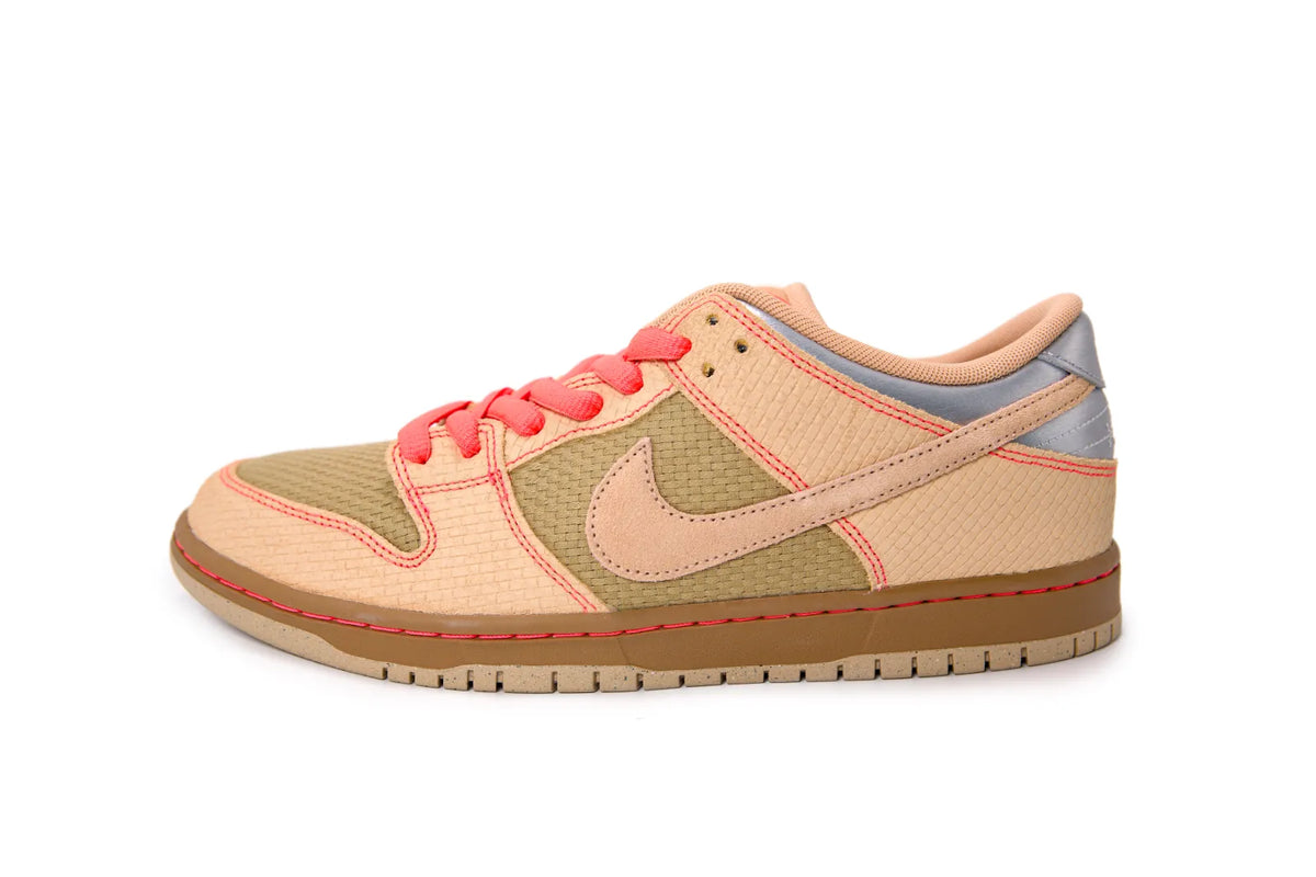 SB Dunk Low Pro Som Tum