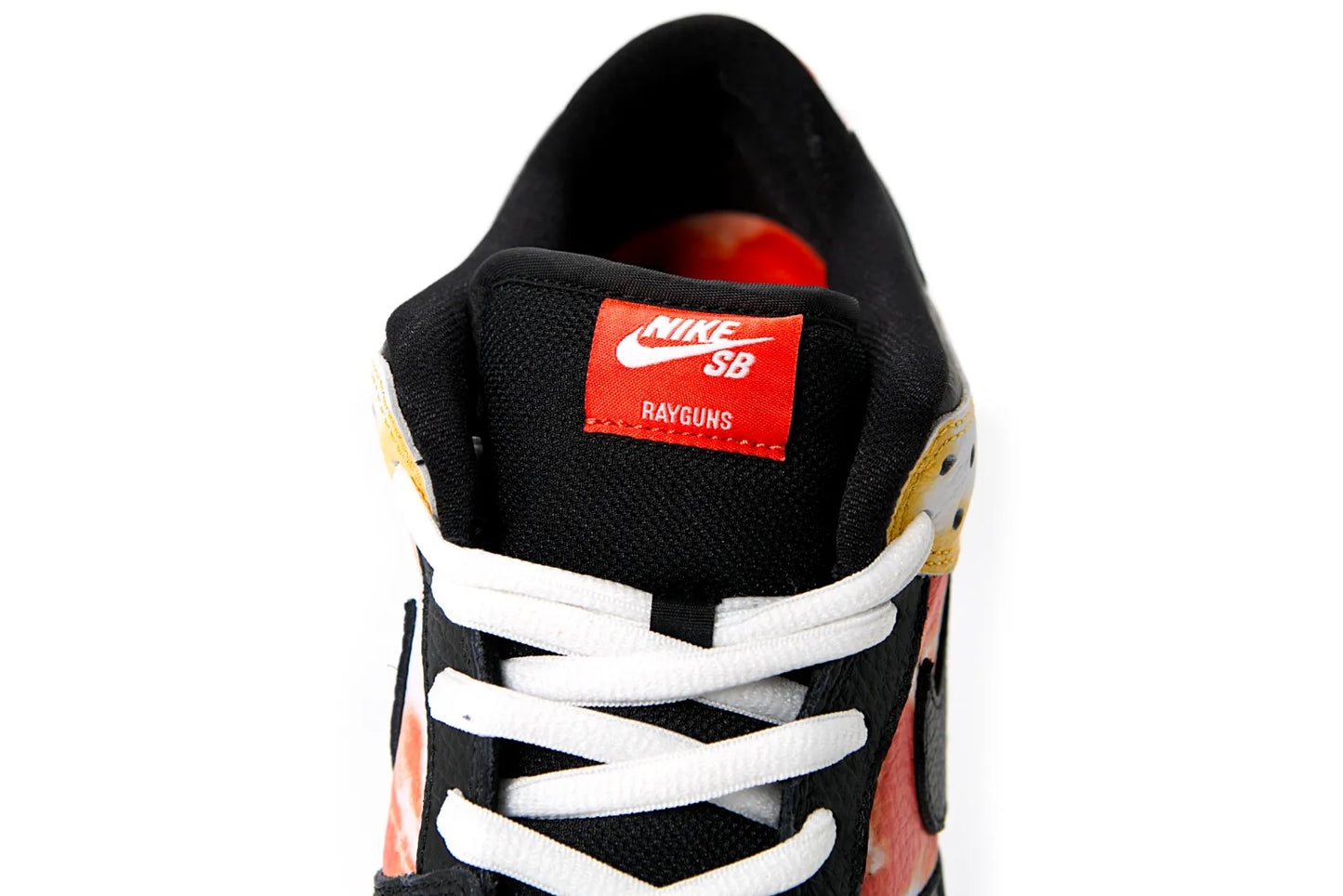 Nike SB Dunk Low Raygun Batik Black