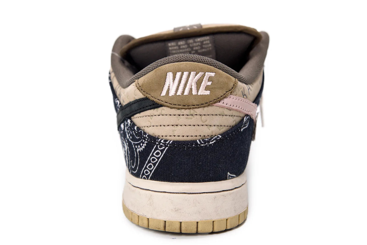 SB Dunk Low Travis Scott Regular Box