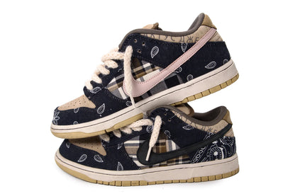 SB Dunk Low Travis Scott Regular Box